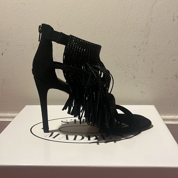 Steve Madden Fringly Black Suede Fringe Strappy Size 8.5 Never worn. - Picture 6 of 7